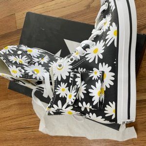 Womens size 7 daisy converse high tops